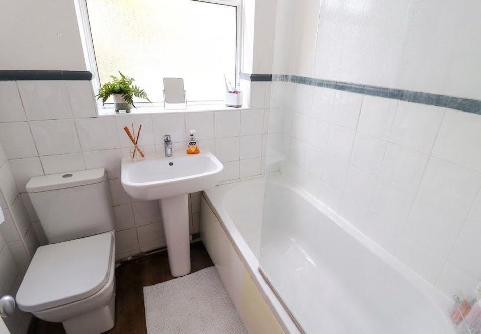 Apartment in London, Poverest, Petts Wood - View 3