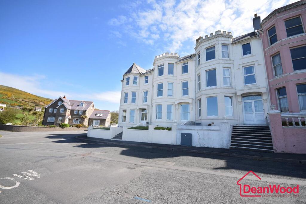2-bed flat on Apartment 12, Carlton Court, Bradda Road, Port Erin, Isle of Man, £195,000