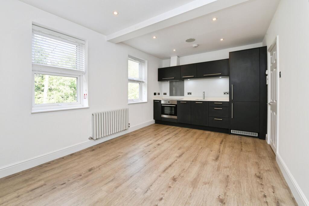 Main image of property: Warley Hill, Warley, Brentwood, Essex, CM14