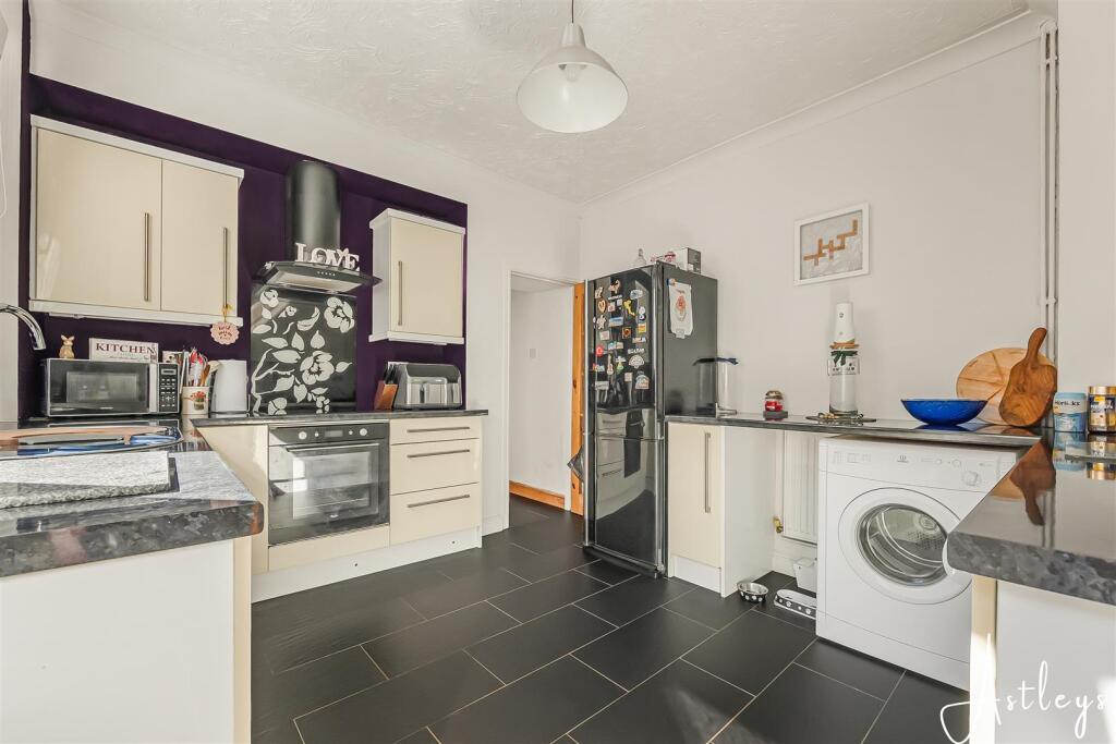 House in Swansea - View 4