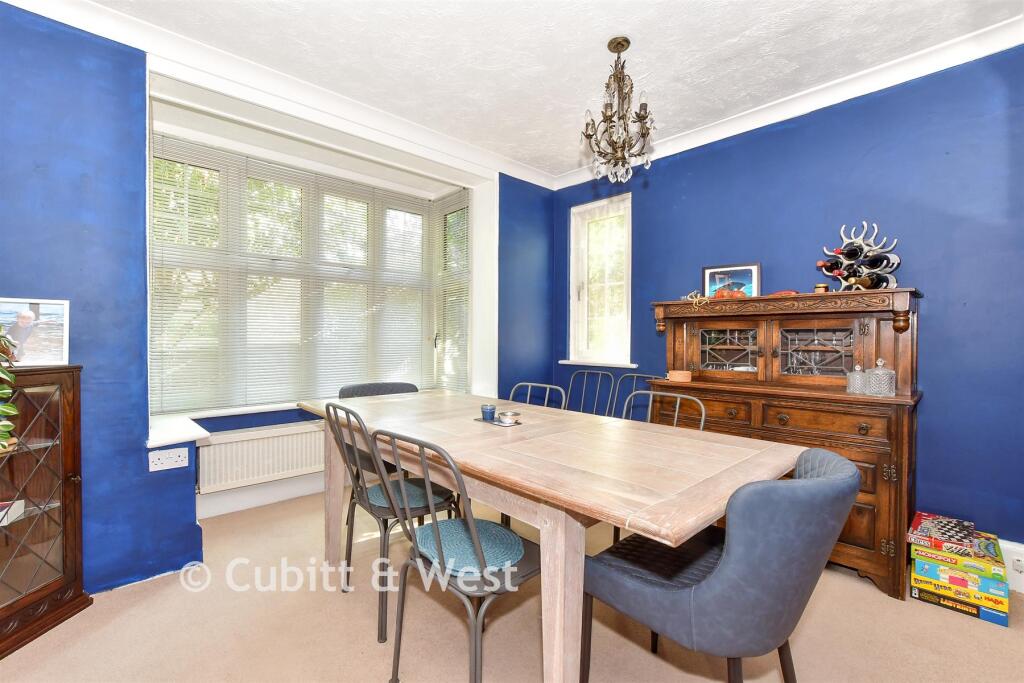 House in Arun, Littlehampton - More