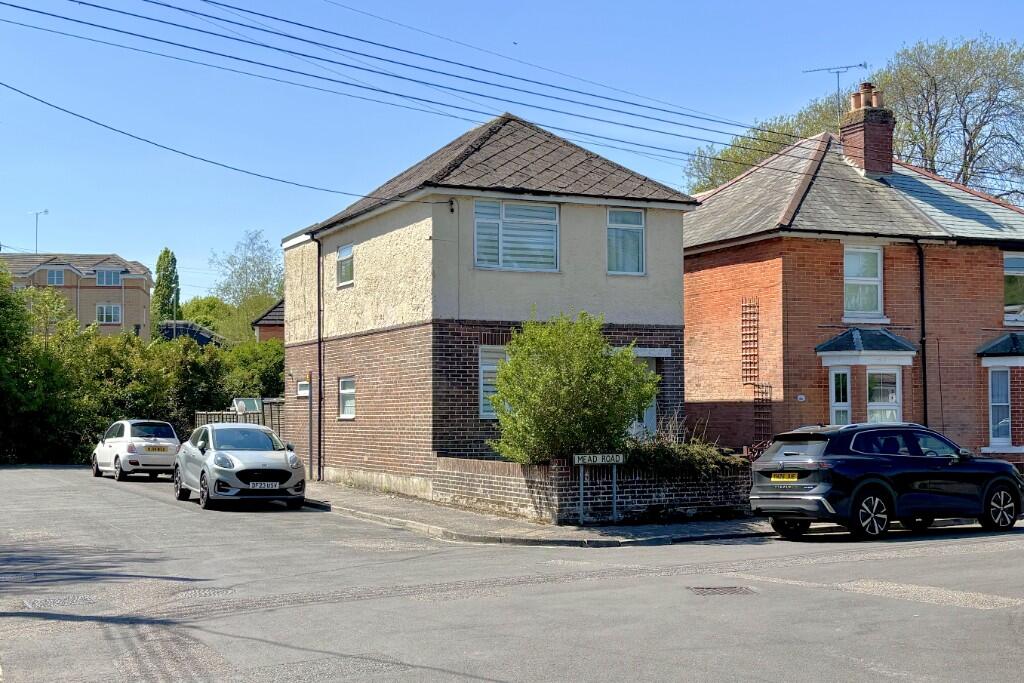 Main image of property: Mead Road, Chandler's Ford, Eastleigh, SO53