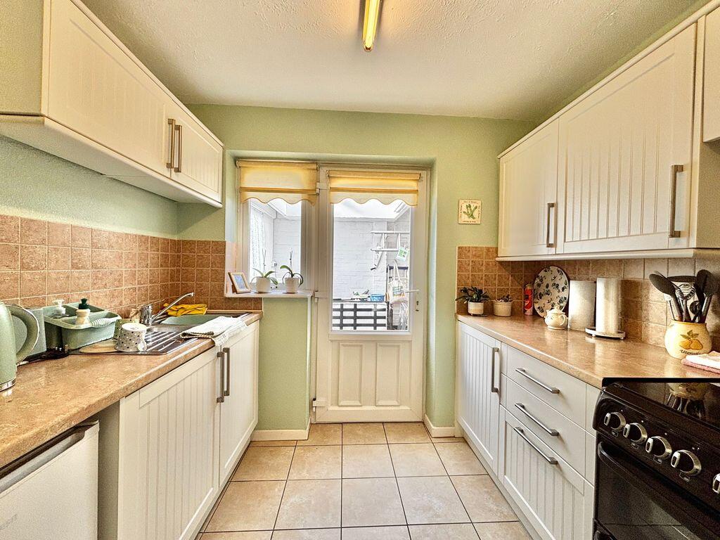 Whitecrest, Great Barr, Birmingham B43 6EW photo 4