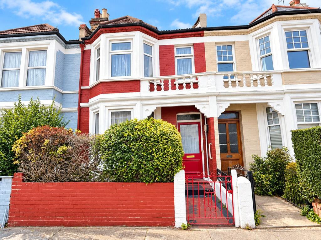 House in London, Cordwell Estate, Hither Green - More