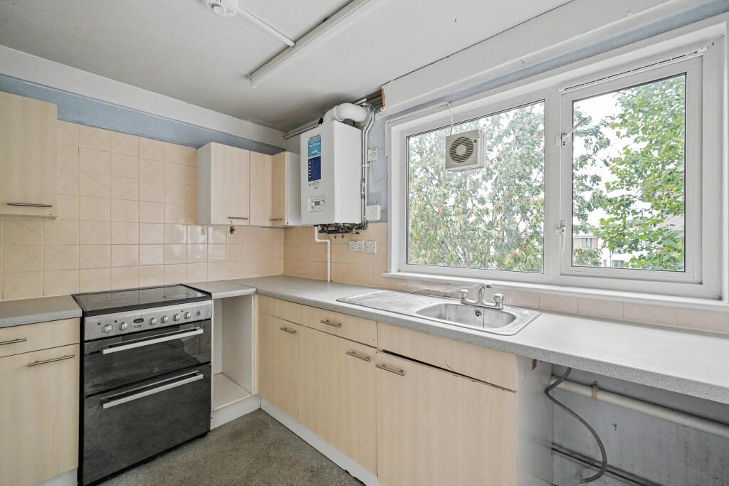 Apartment in Twickenham - View 2