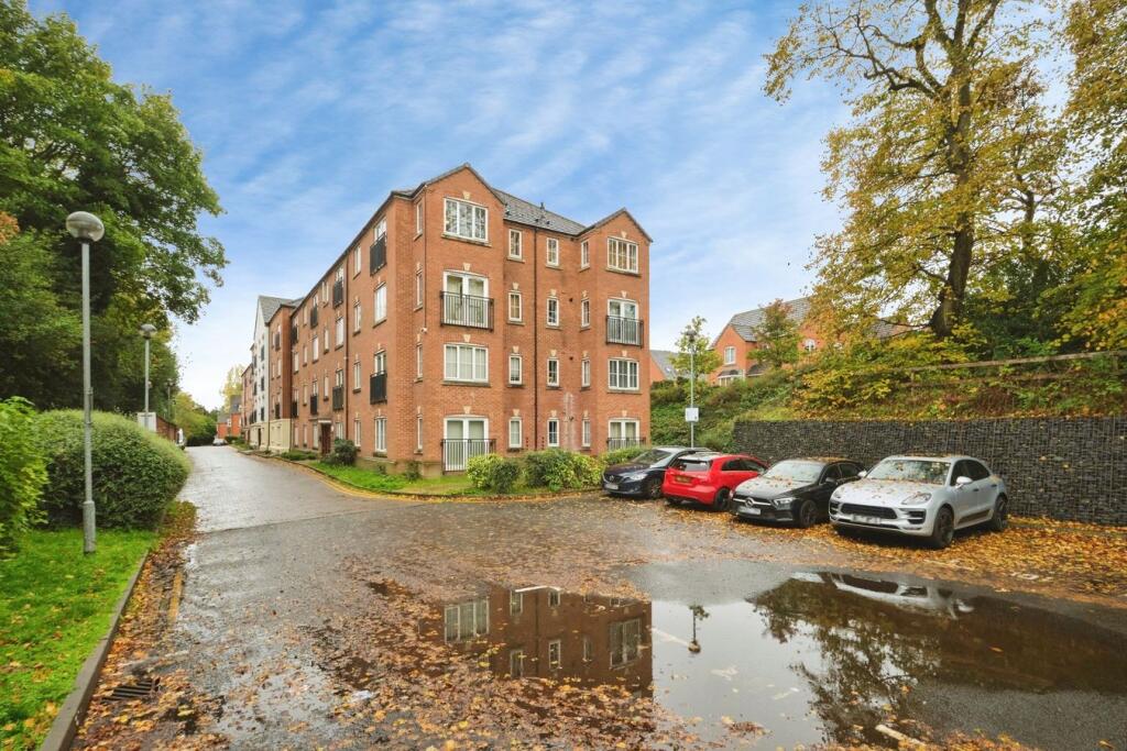 Main image of property: Harrington Croft, West Bromwich, B71