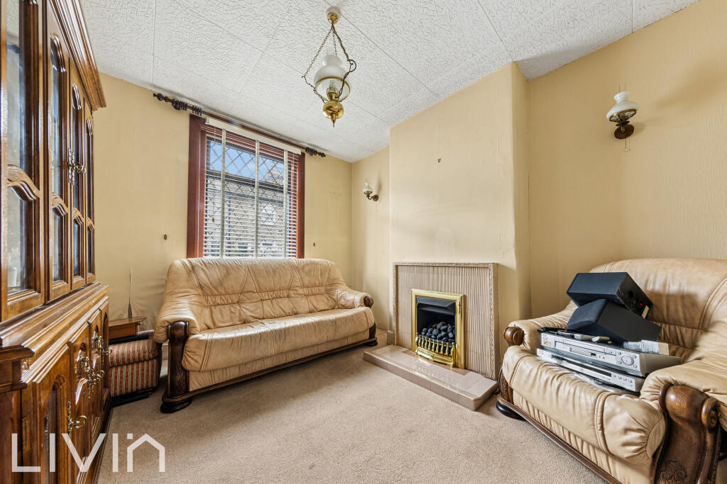 House in London, Broad Green - View 4