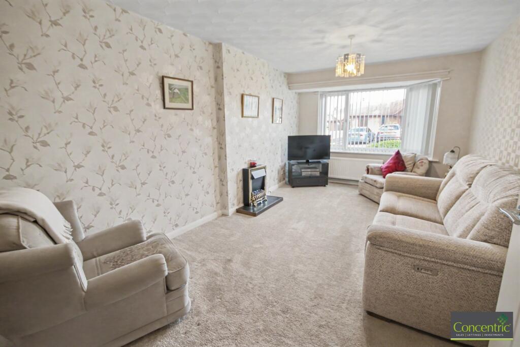 House in Runcorn, Halton Brook, Grange - View 4