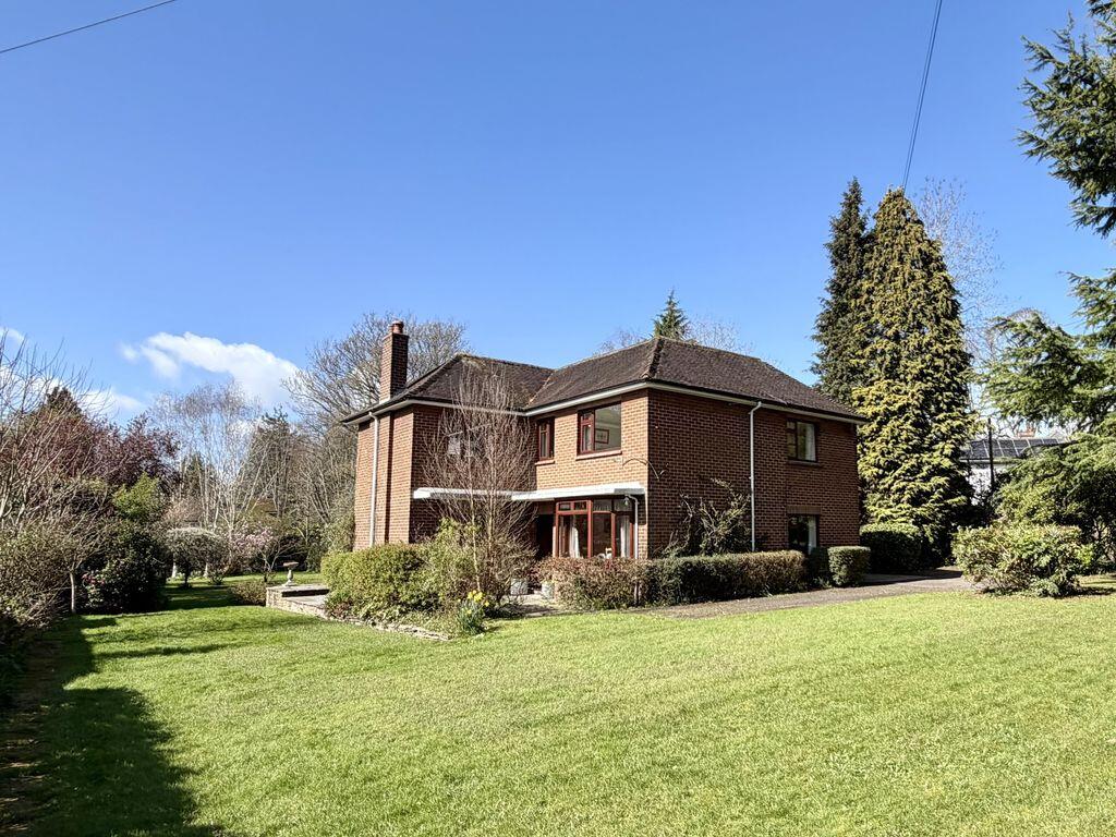 Main image of property: Avenue Road, Abergavenny