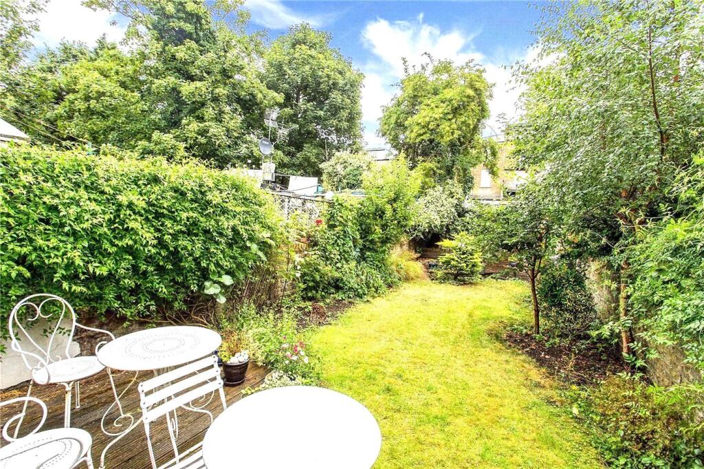 Main image of property: Evershot Road, London, N4