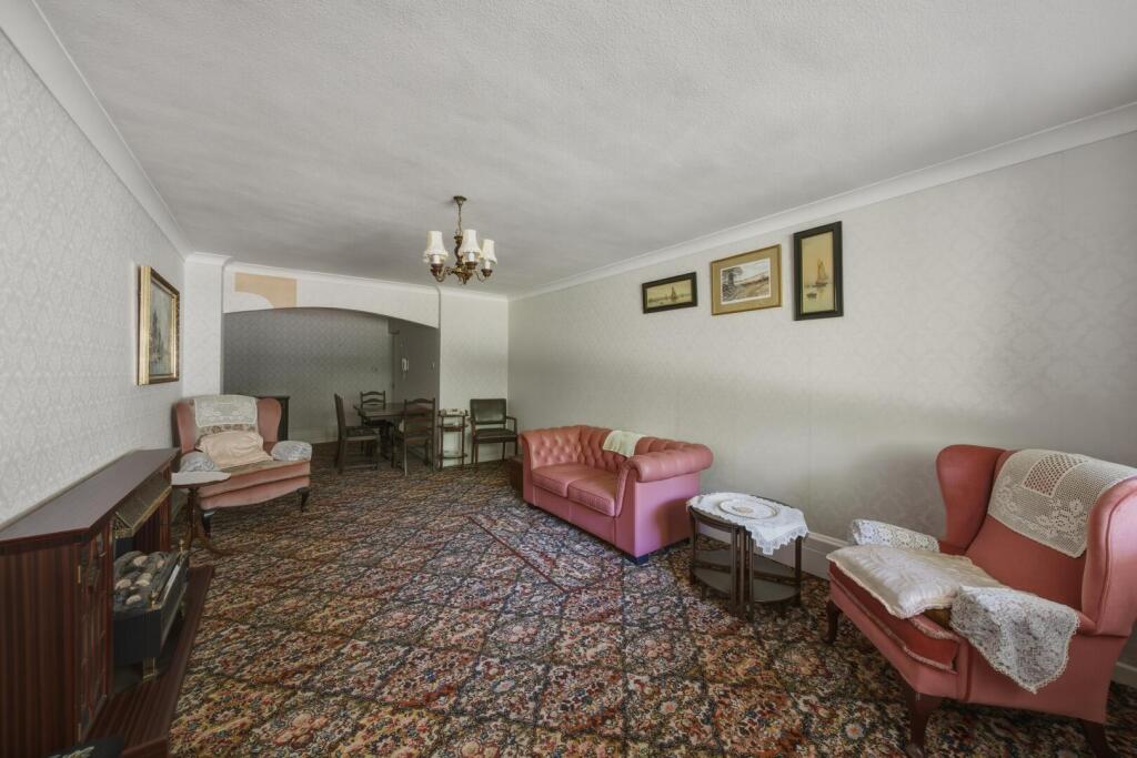 Apartment in Nottingham, The Park - View 5