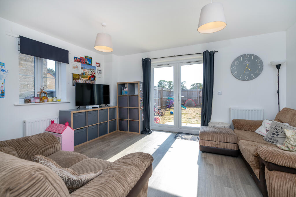 Harrier Way, Market Deeping photo 4