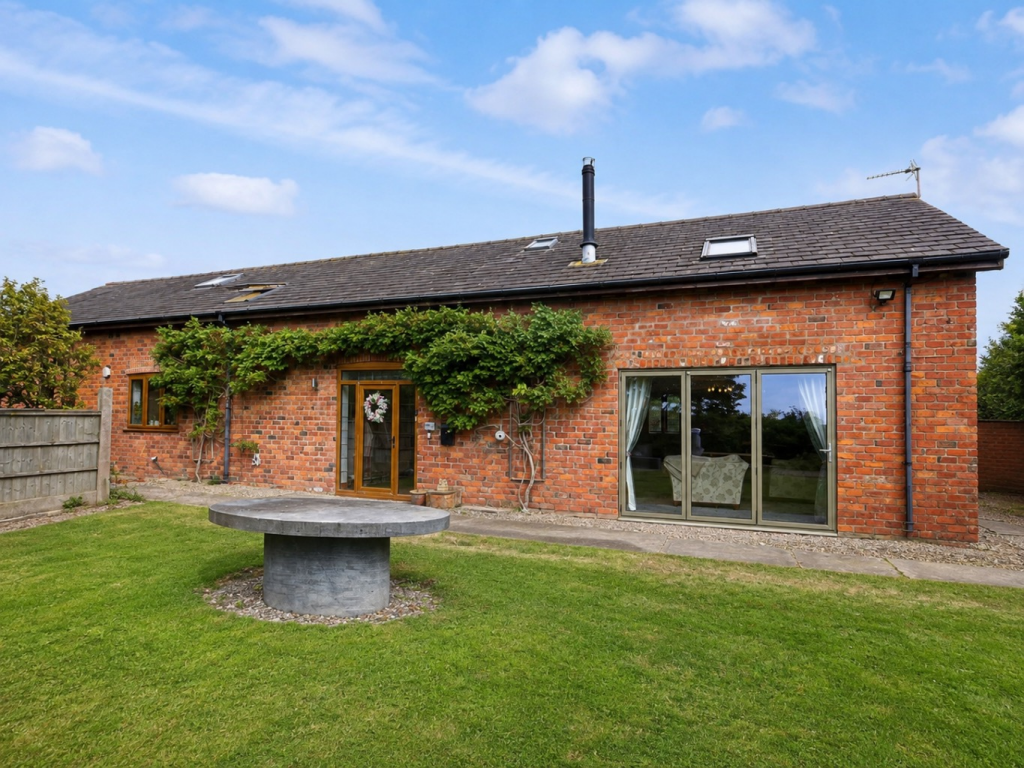 Main image of property: Charnleys Lane, Banks, Southport, Lancashire, PR9 8HH