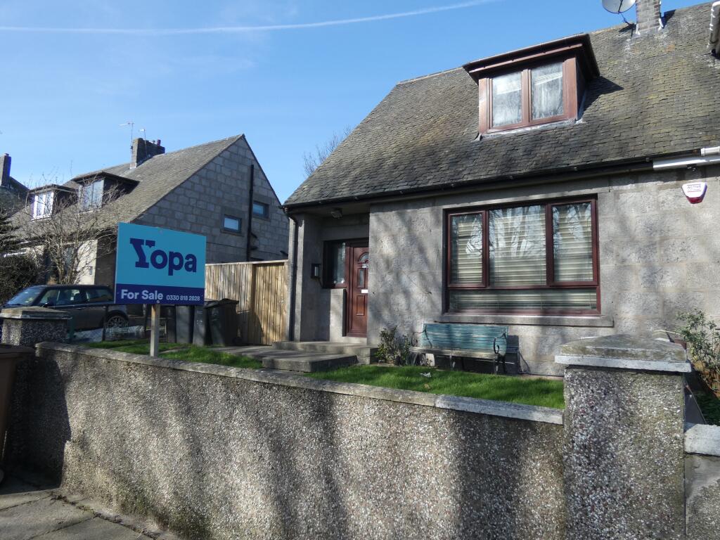 Kirkhill Place, Aberdeen, AB11 photo 2