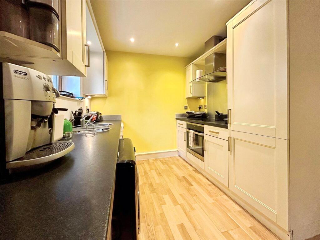 Apartment in Newcastle upon Tyne, Haymarket - View 5