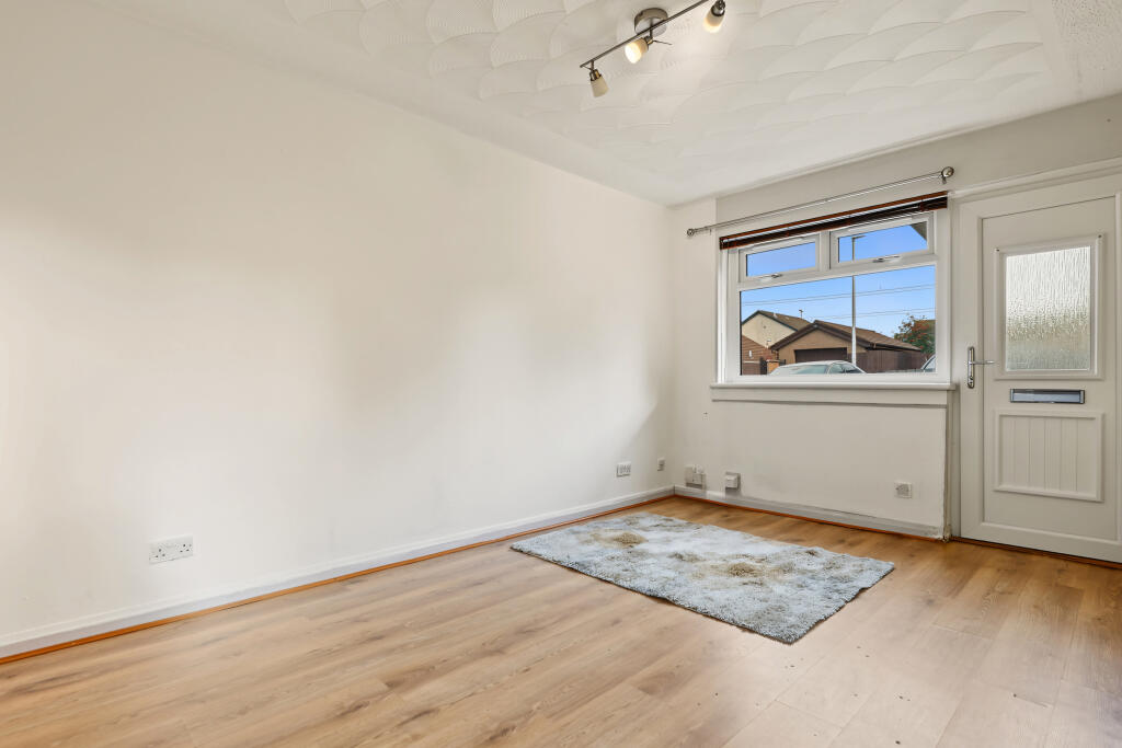 House in Polmont, Gilston, Falkirk - View 4