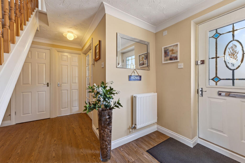 House in Burton Latimer - View 3