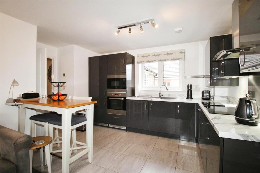 Apperdale, Bradford, BD10 0FB photo 3
