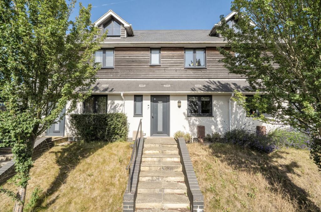 Main image of property: Shripney Road, Bognor Regis, PO22