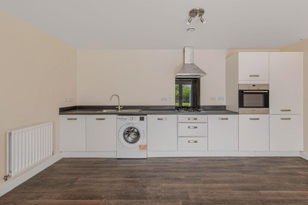 Apartment in Stoke-on-Trent - View 3