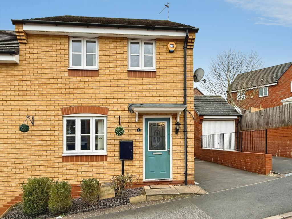 Main image of property: Ampleforth Lane, Hamilton, Leicester, LE5
