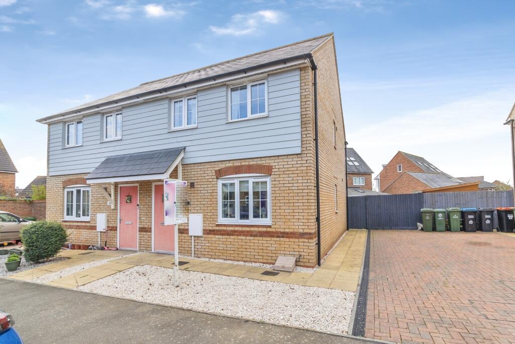 Main image of property: Victory Avenue, MILTON KEYNES, Buckinghamshire, MK10