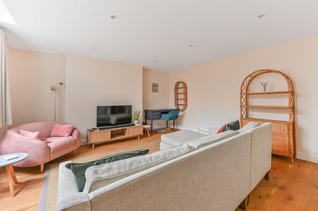 Property photo 11