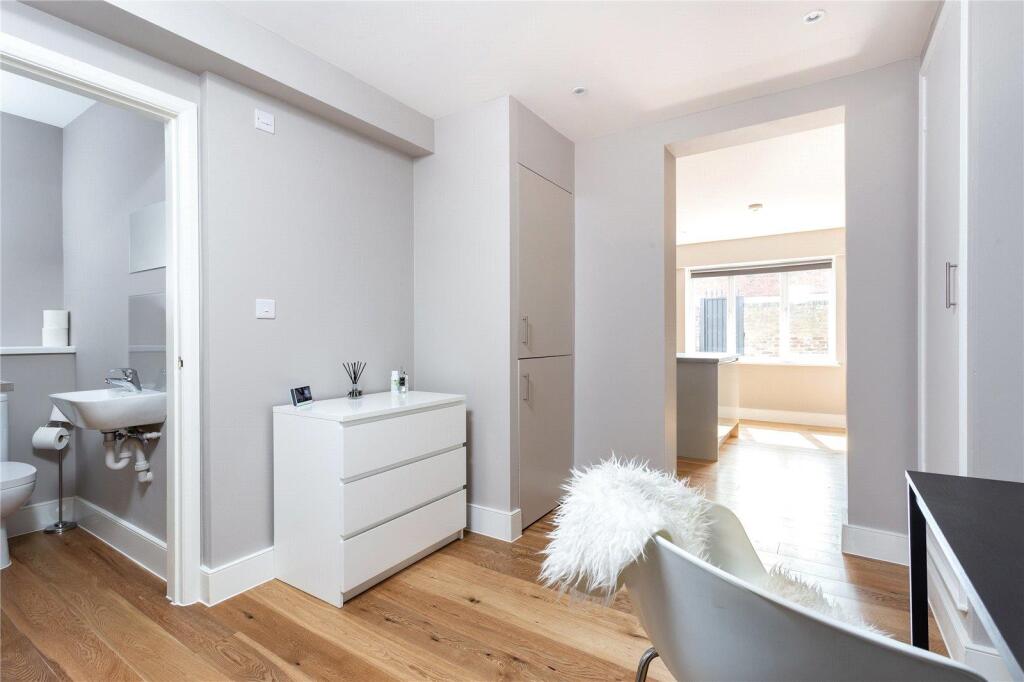 1 bedroom detached house for rent