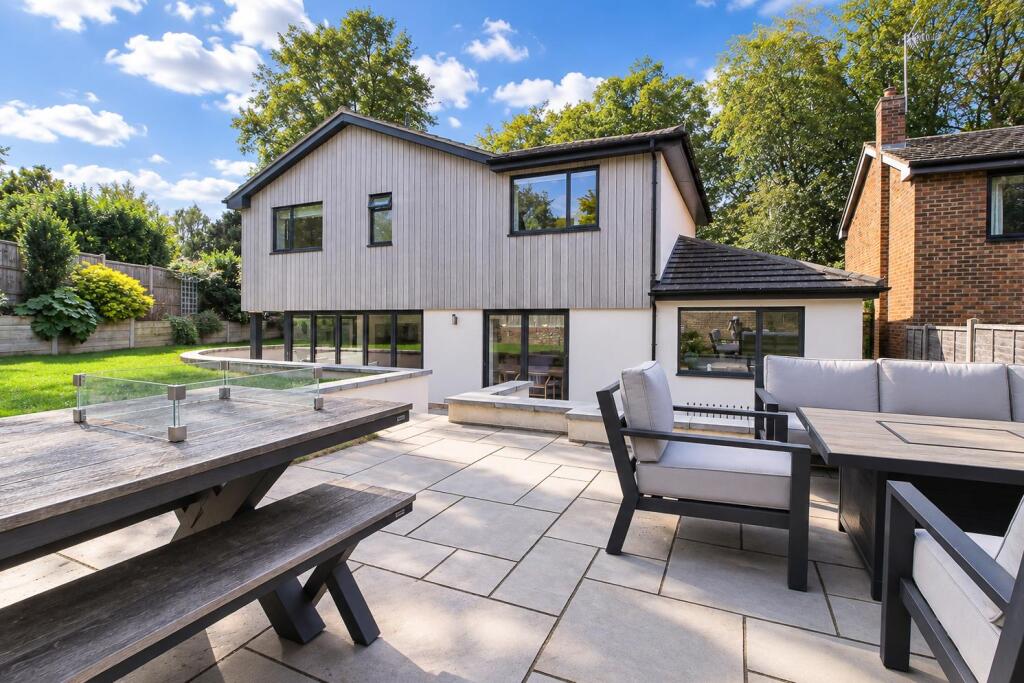 House in Hitchin, Benslow - More