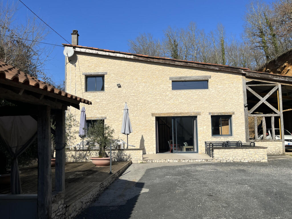 Main image of property: MONTIGNAC