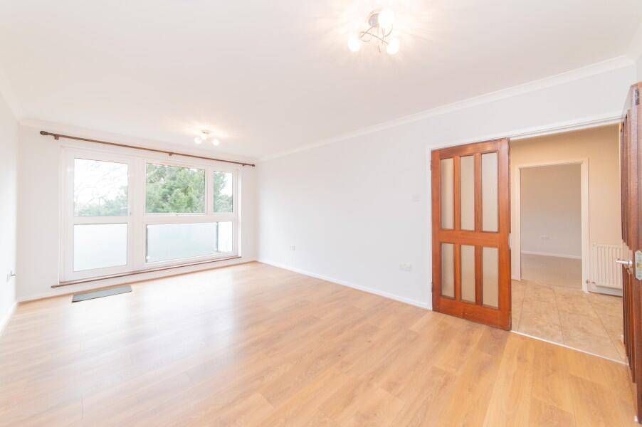 Apartment in London - View 3