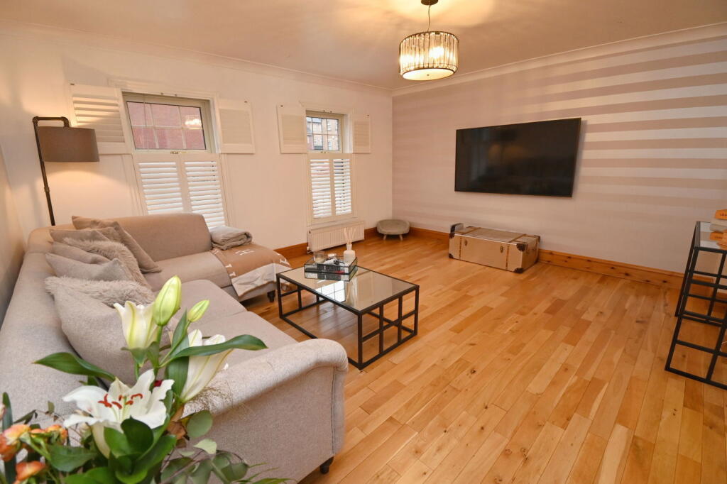 Barberry Court, Barnsley, S70 3RS photo 2