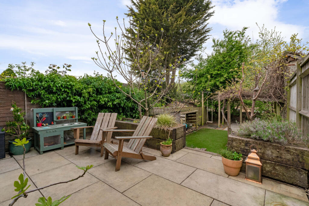 House in Tonbridge - View 5