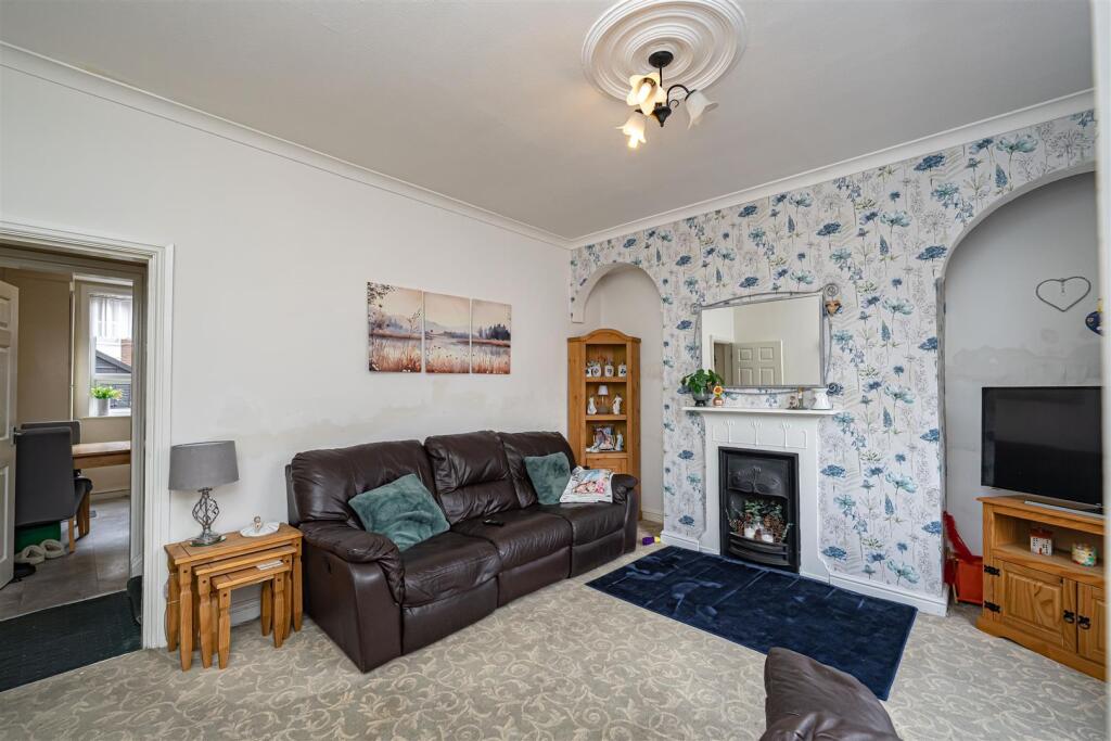 House in Manchester - More