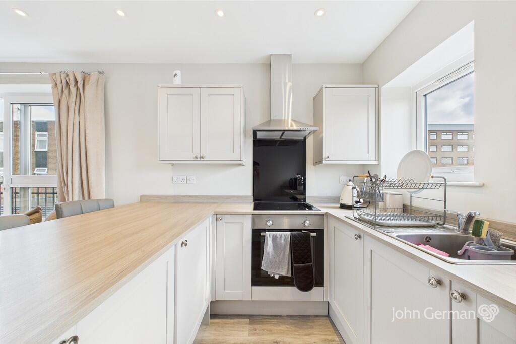 Park Farm Drive, Allestree photo 2