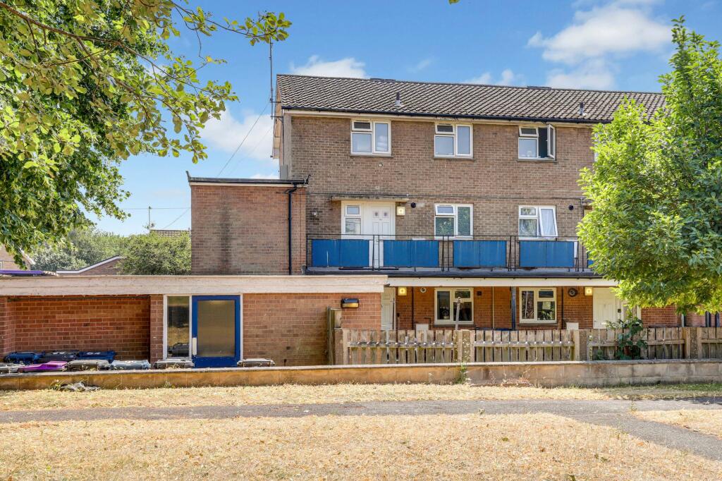 Main image of property: Queens Road, Radcliffe-On-Trent, NG12
