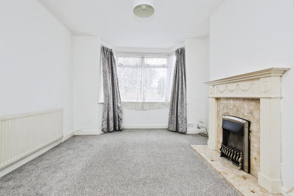 House in Birmingham, West Midlands - View 5