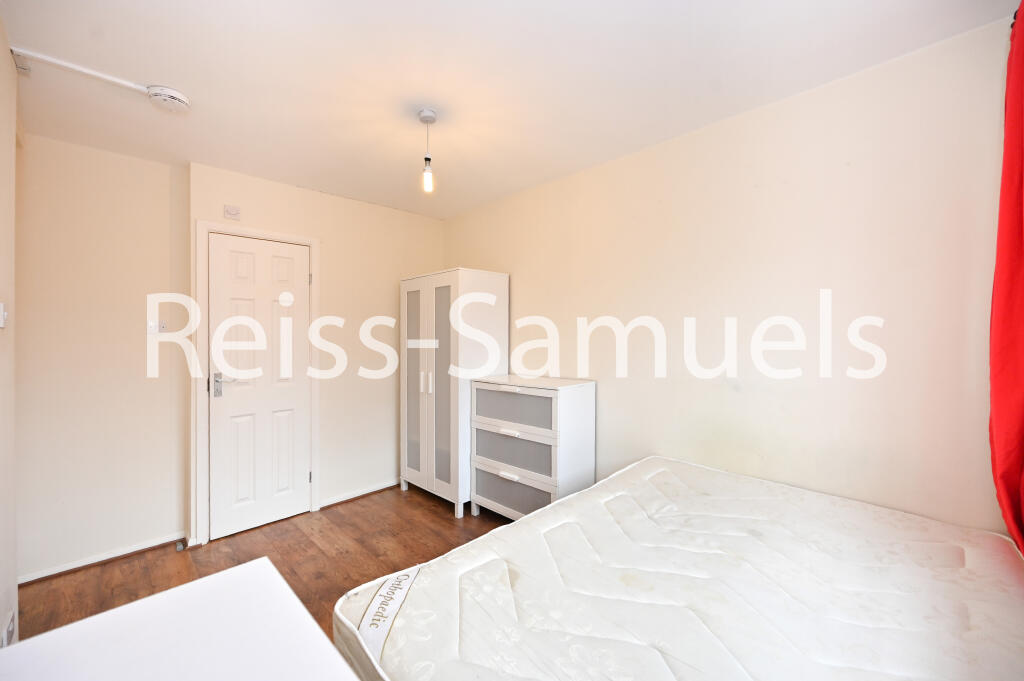 4 bedroom terraced house for rent
