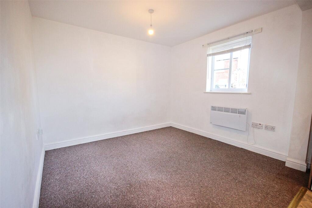 Apartment in Milton Keynes - View 2