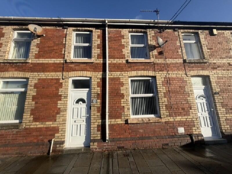 Main image of property: High Street, Glynneath, Neath, Neath Port Talbot.