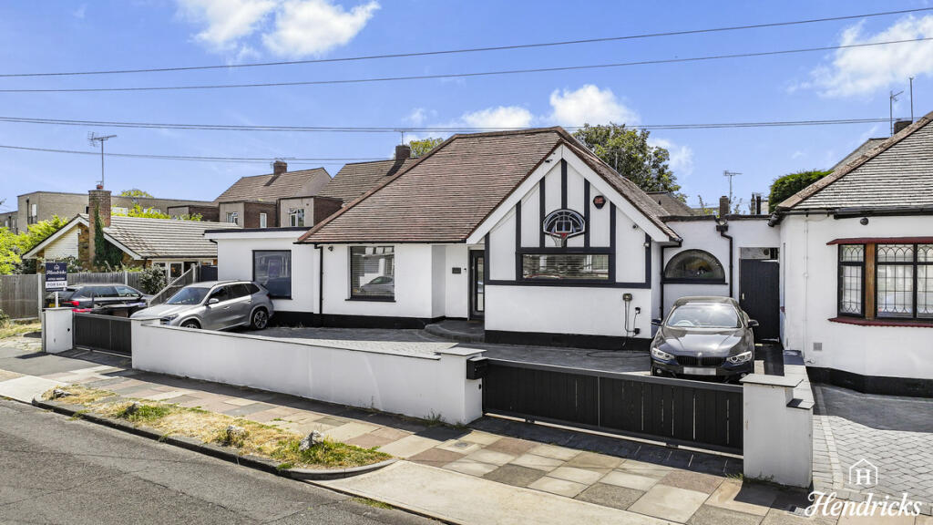 Main image of property: Eaton Road, Leigh-on-sea, SS9 3
