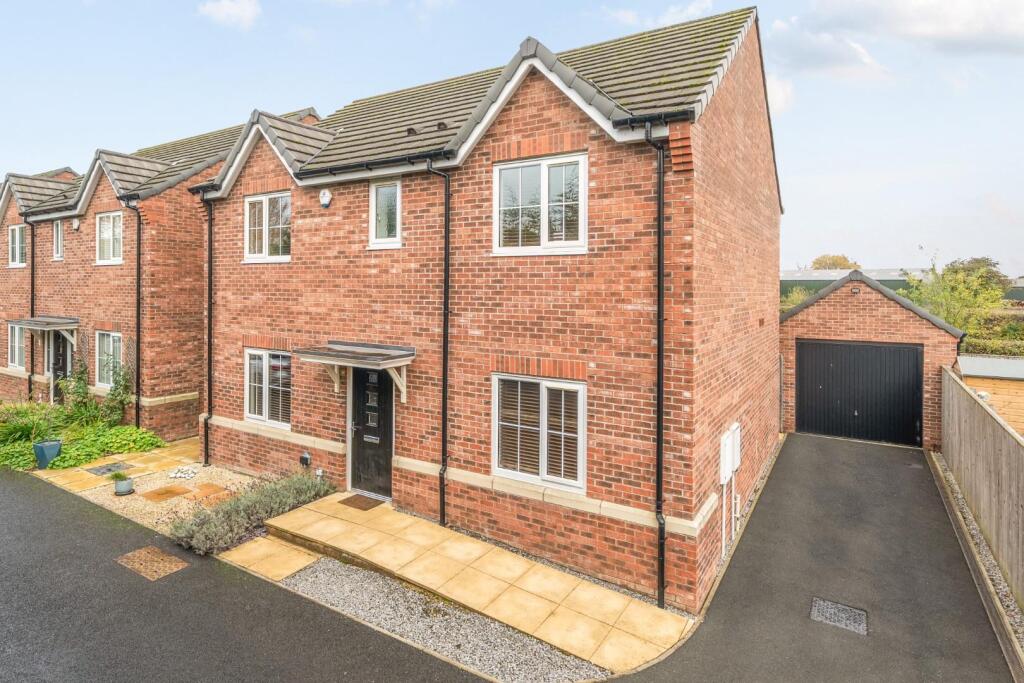 Main image of property: Greenfields, Ulleskelf, North Yorkshire