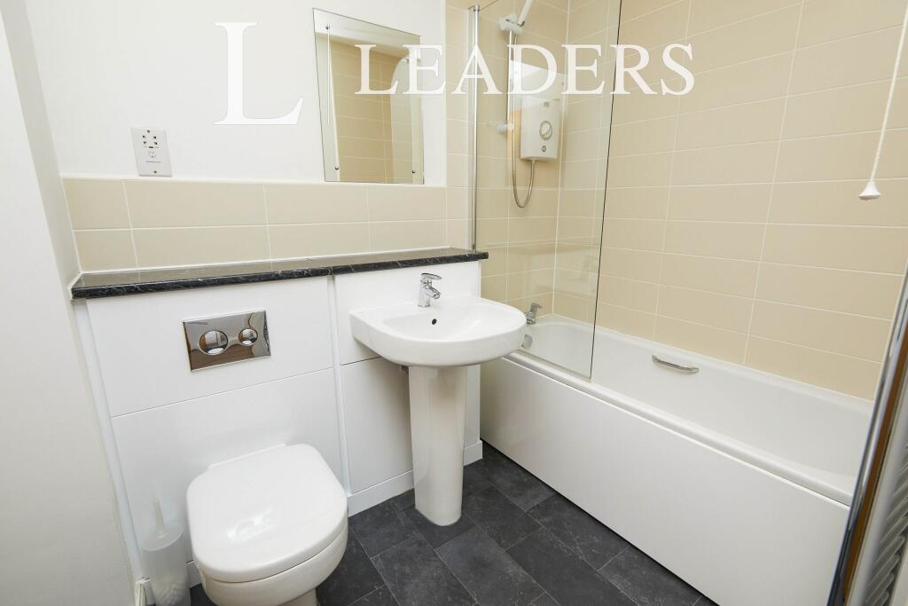 Apartment in Derby - More
