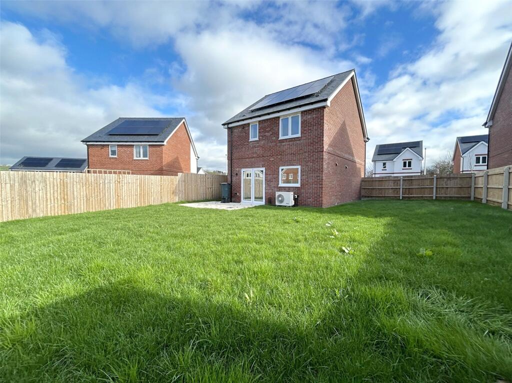 Maes Dulais, Llanidloes Road, Newtown, Powys, SY16 photo 2