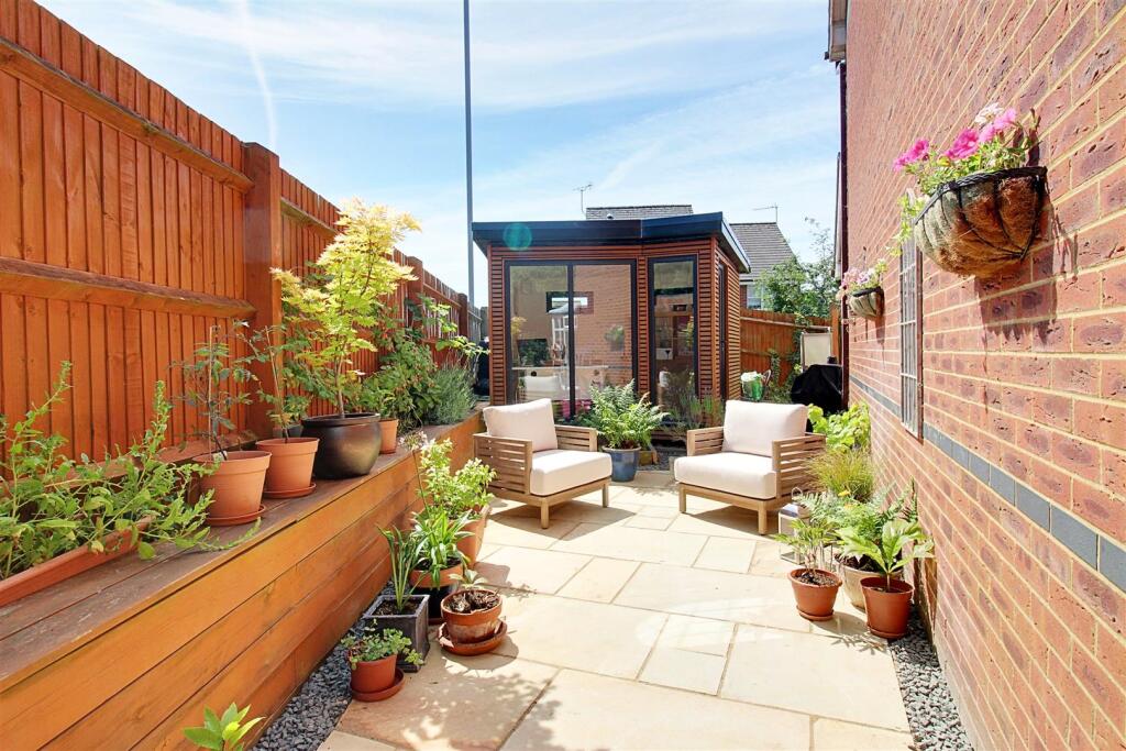 House in Dacorum, Chiltern Park, Berkhamsted - View 5