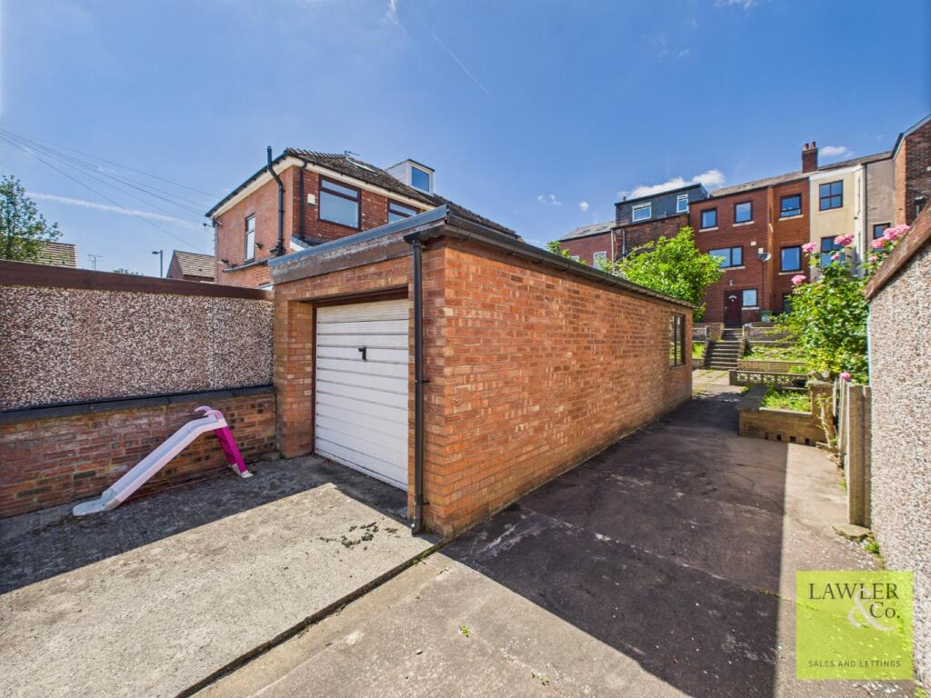Brinnington Road, Stockport, Cheshire, SK1 2EX photo 2