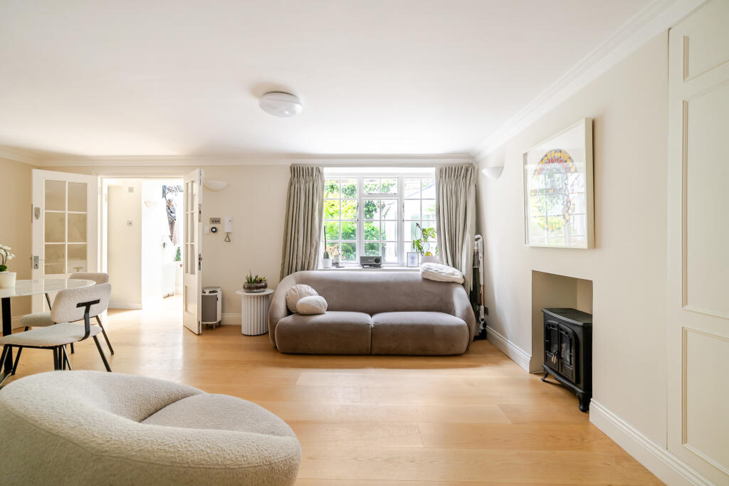 Apartment in London - More