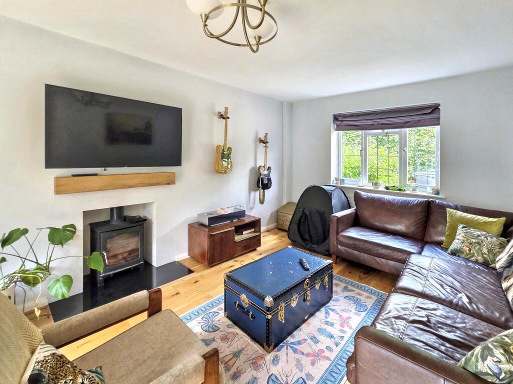 House in Redhill - View 3