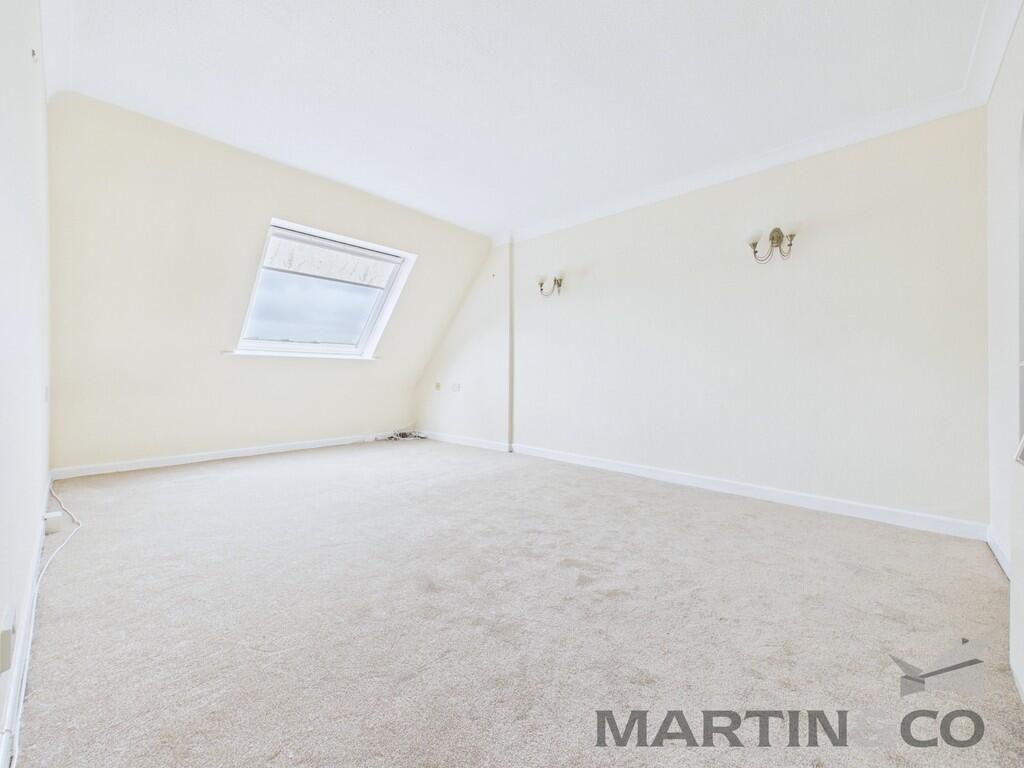Apartment in Portsmouth - View 5