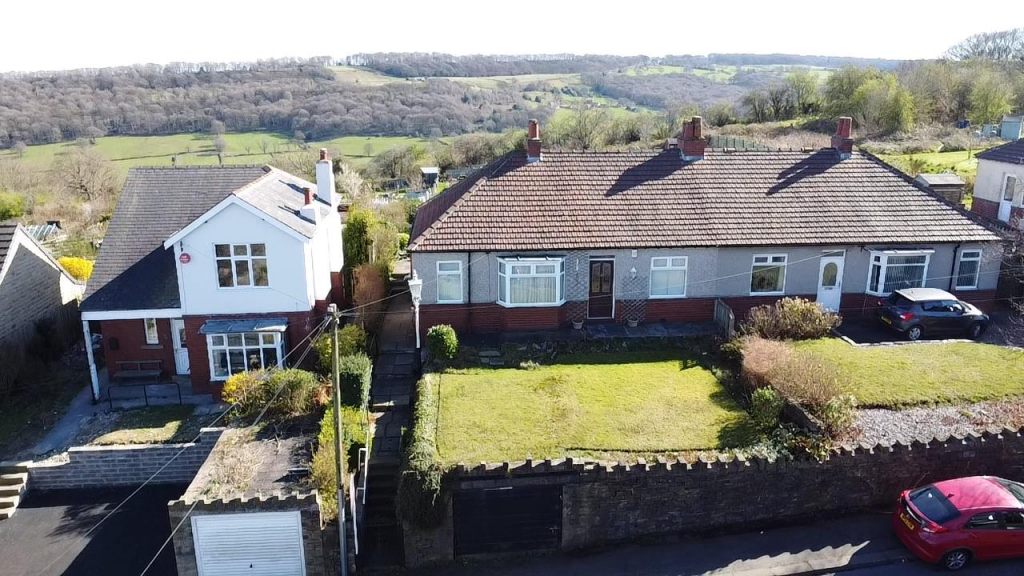 Main image of property: Kaye Lane, Almondbury, Huddersfield, HD5 8XP